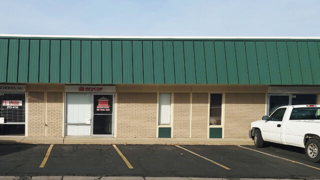 garage-door-company-riverdale-ut-beacon-garage-doors-2