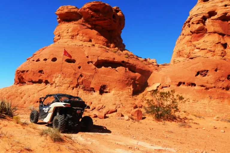 Sand Mountain features many unusual many unusual rock formations